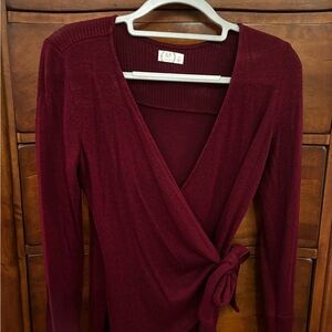 Chic Burgundy V-Neck Wrap Sweater